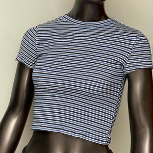 #0090 H&M Divided Blue Striped Crop Top S